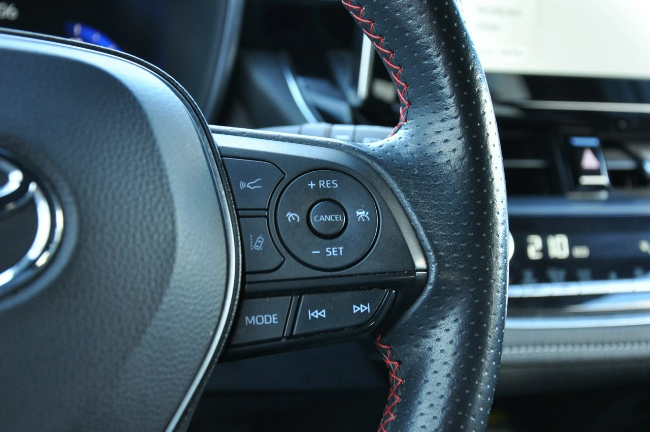 Toyota Corolla - Zdjęcie 15