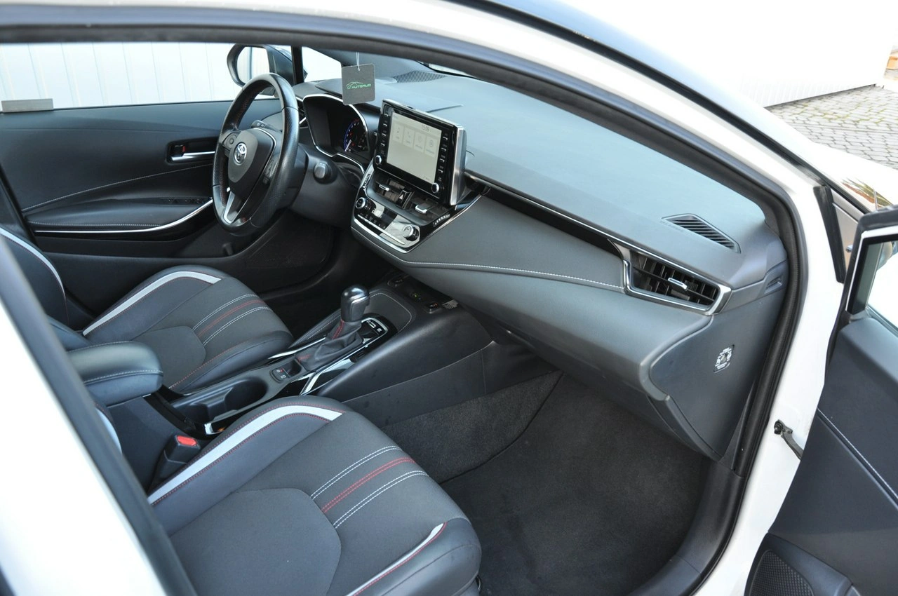 Toyota Corolla - Zdjęcie 26