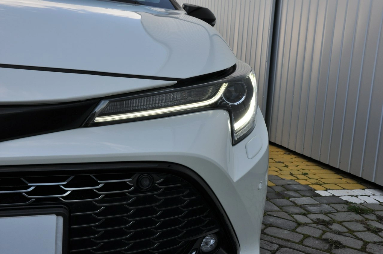 Toyota Corolla - Zdjęcie 27