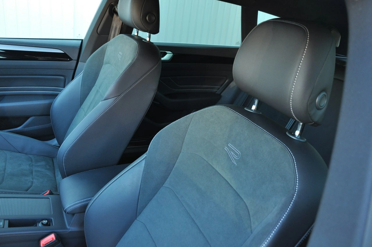 Volkswagen Arteon - Zdjęcie 10