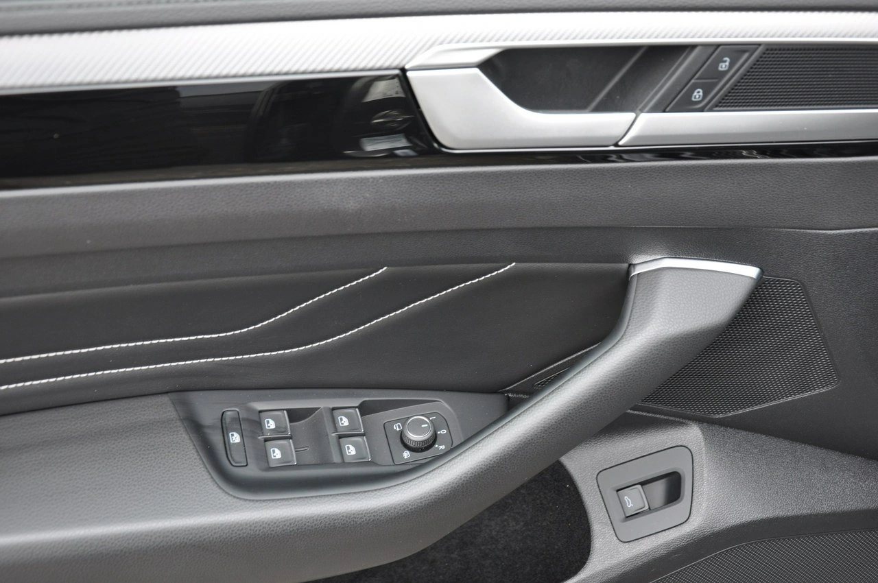 Volkswagen Arteon - Zdjęcie 11