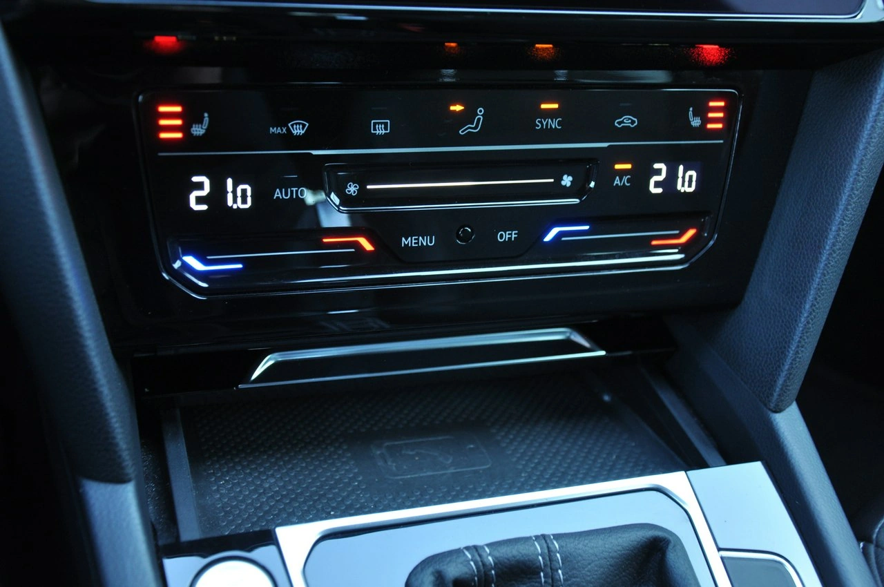 Volkswagen Arteon - Zdjęcie 18