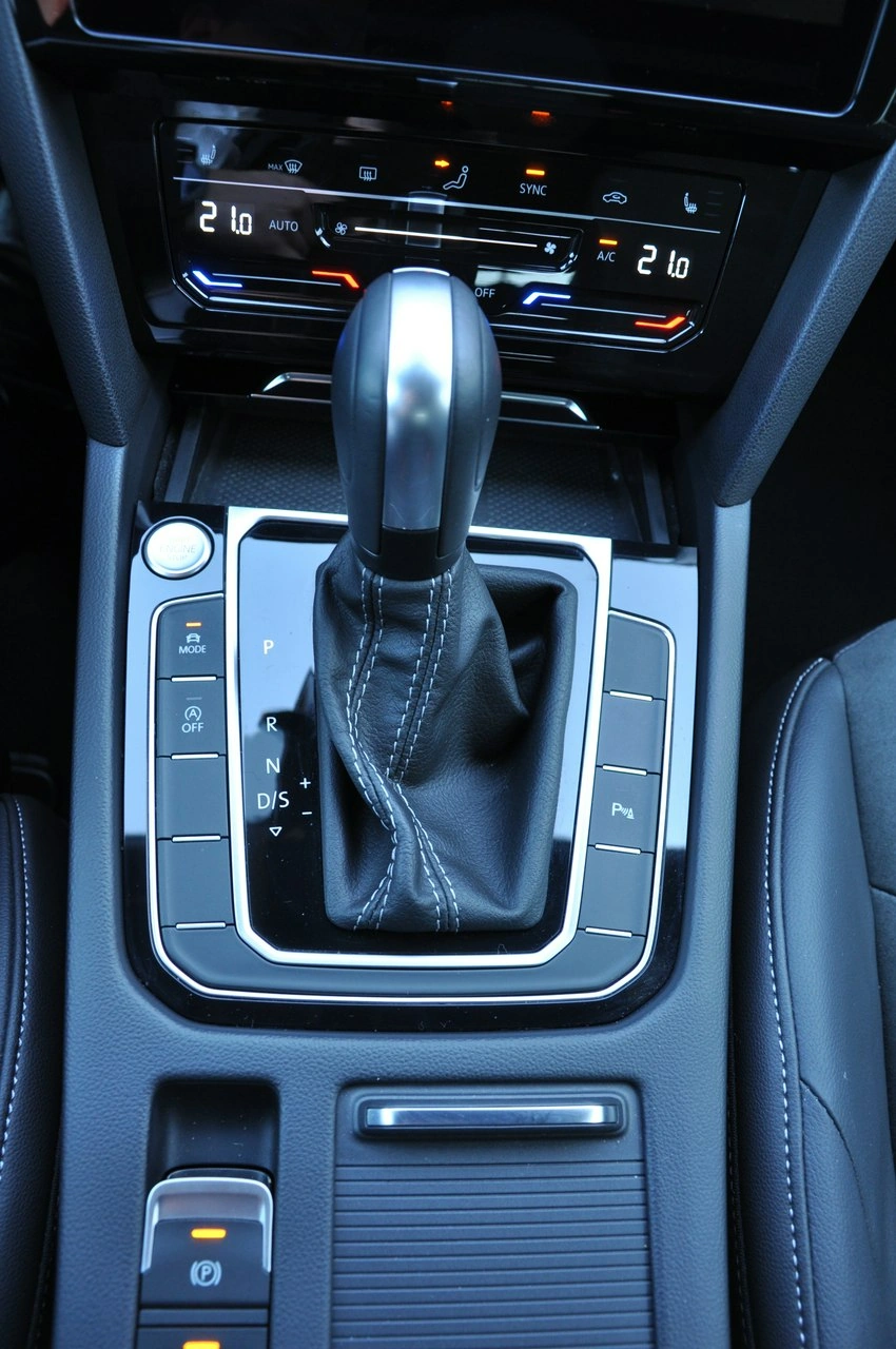 Volkswagen Arteon - Zdjęcie 20