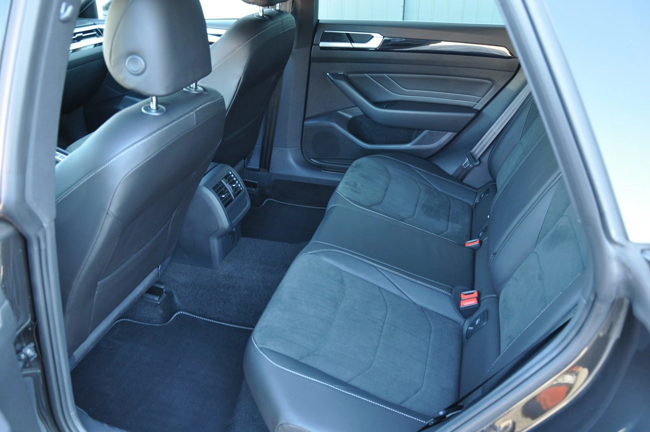 Volkswagen Arteon - Zdjęcie 21