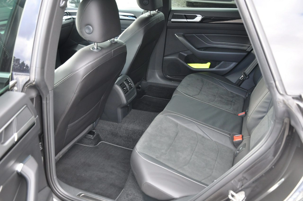 Volkswagen Arteon - Zdjęcie 25