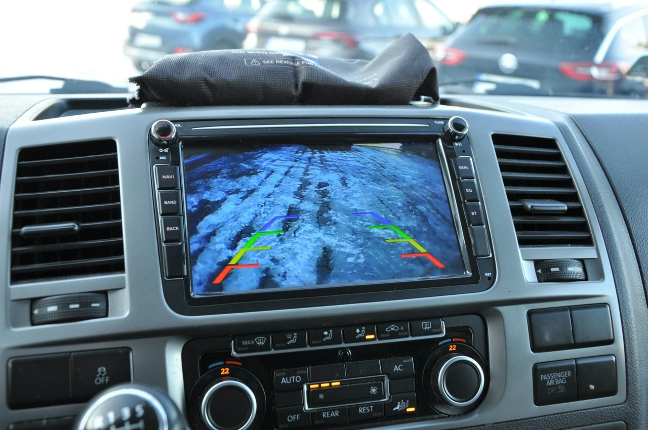 Volkswagen Caravelle - Zdjęcie 17