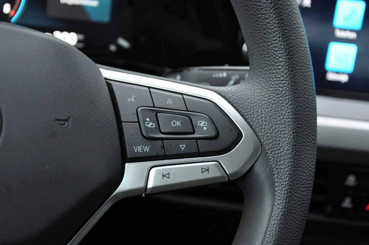 Volkswagen Golf - Zdjęcie 21