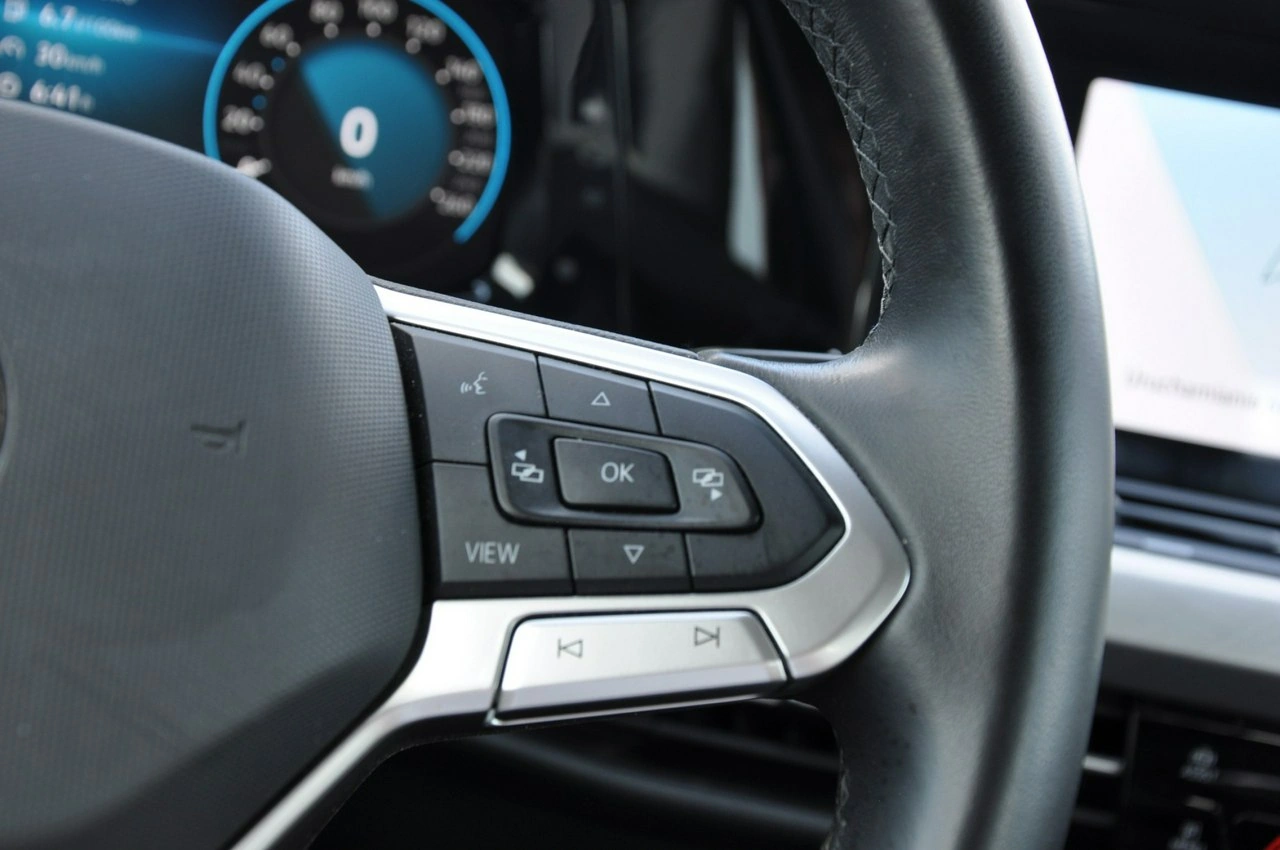 Volkswagen Golf - Zdjęcie 20