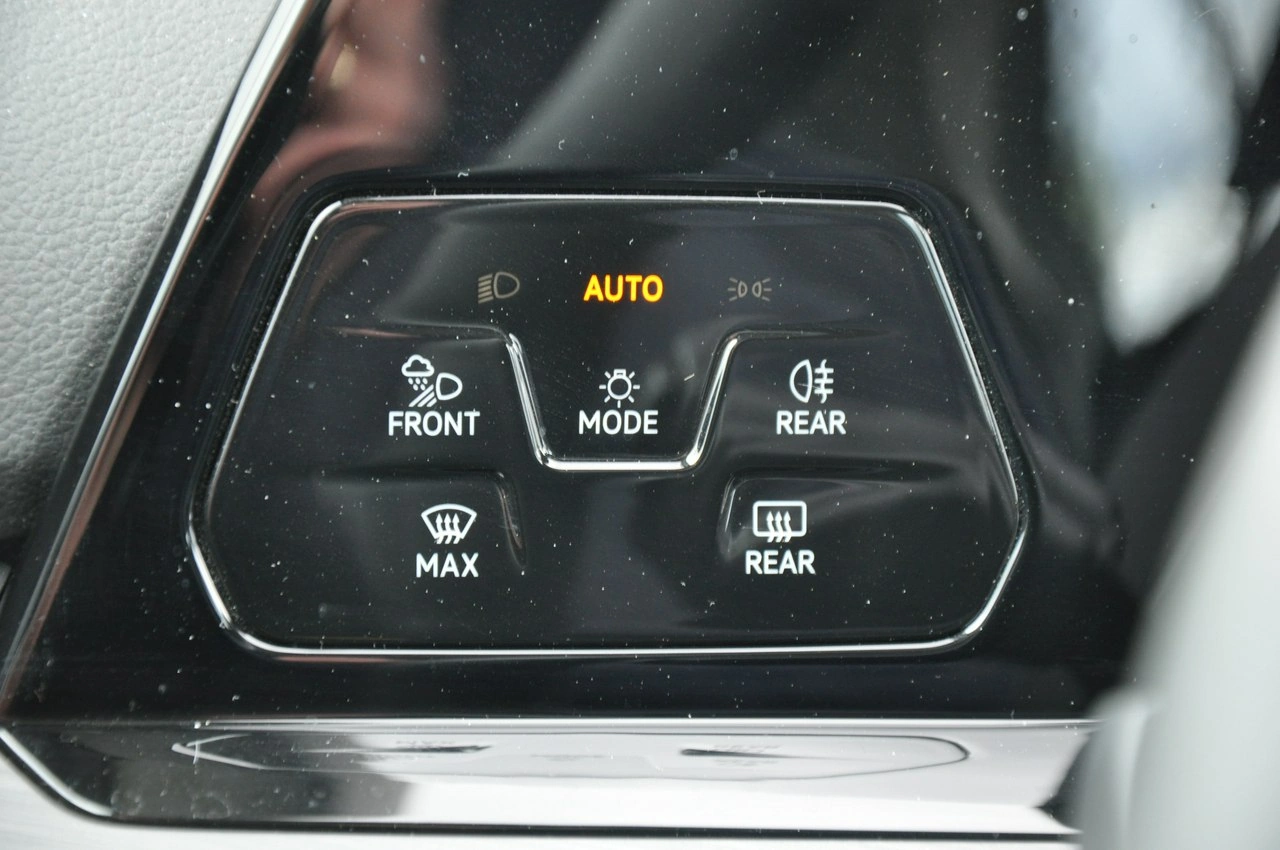 Volkswagen Golf - Zdjęcie 16