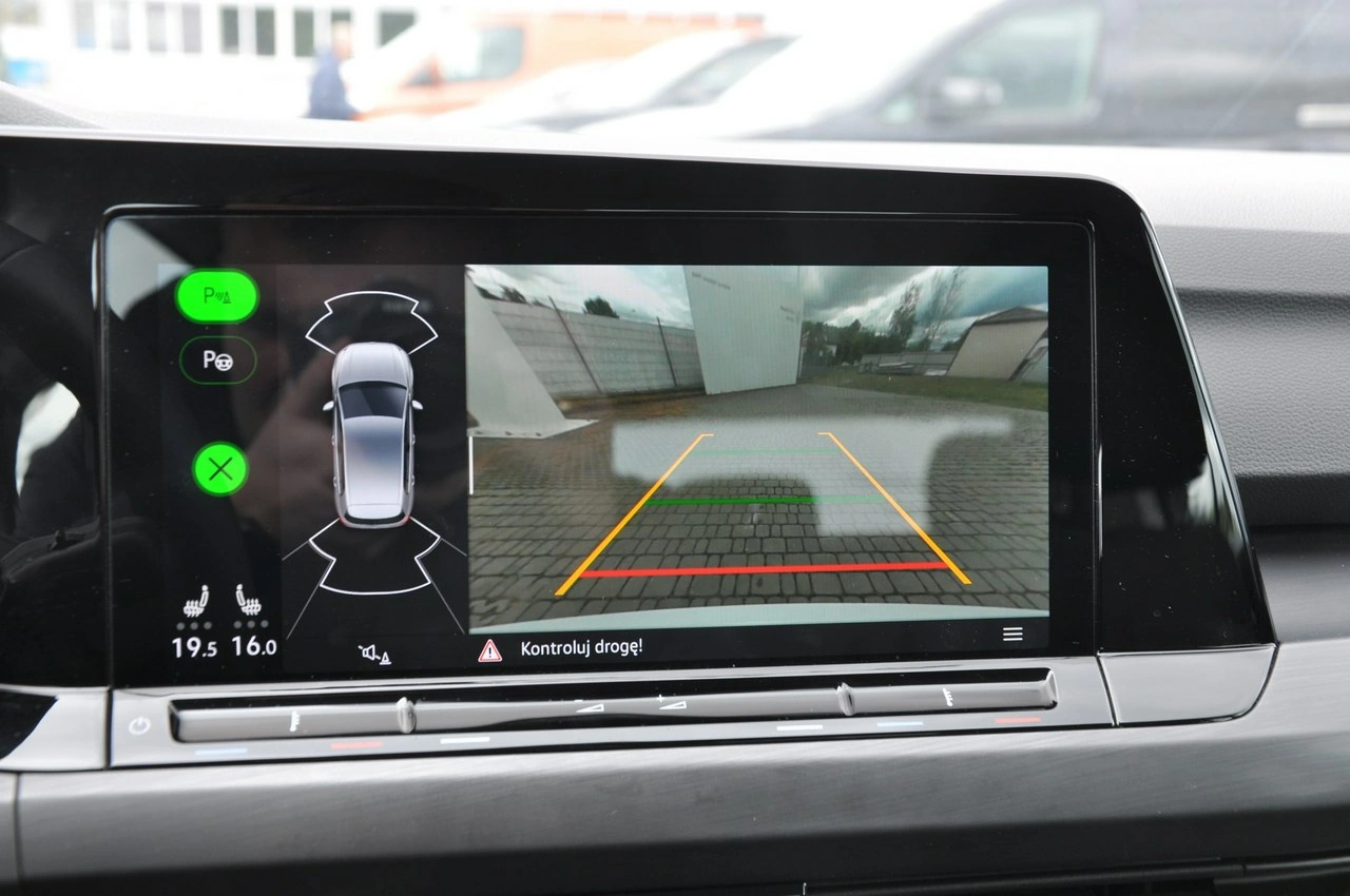 Volkswagen Golf - Zdjęcie 22