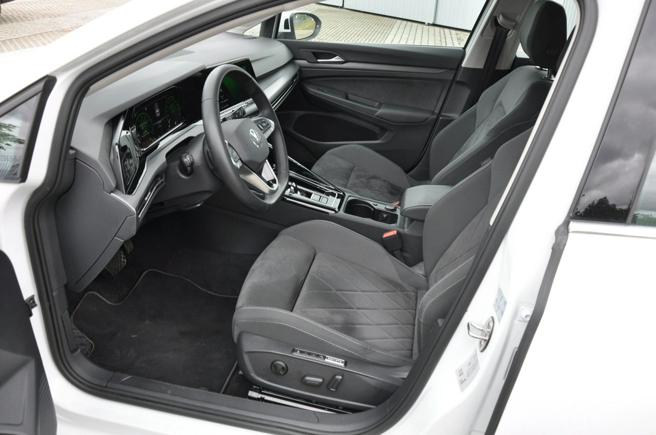 Volkswagen Golf - Zdjęcie 8