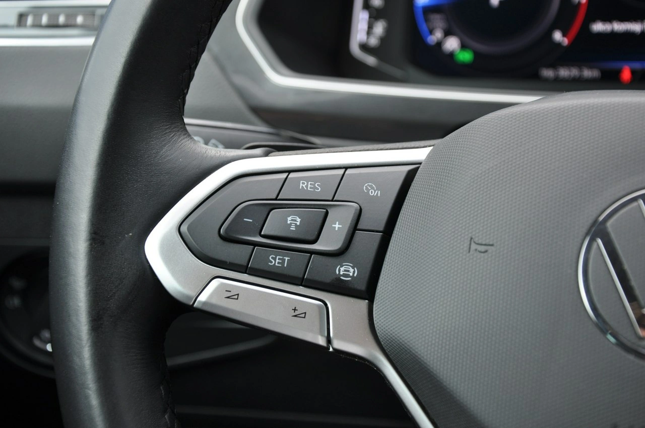 Volkswagen Tiguan - Zdjęcie 13