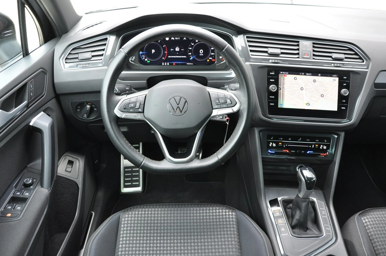 Volkswagen Tiguan - Zdjęcie 27