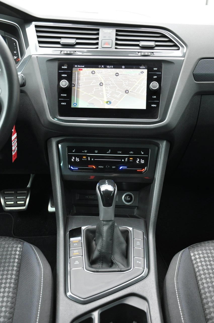 Volkswagen Tiguan - Zdjęcie 28
