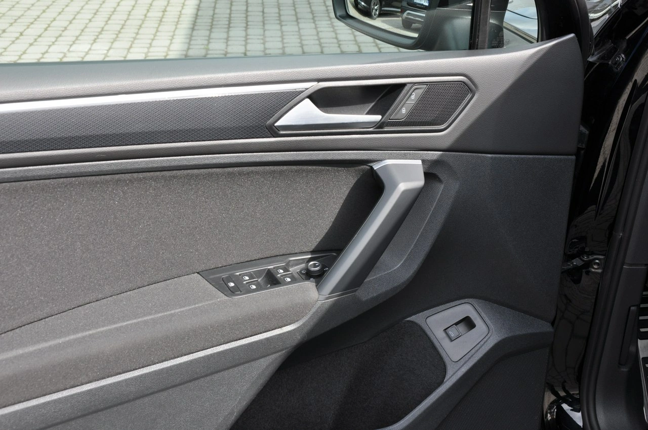 Volkswagen Tiguan - Zdjęcie 6