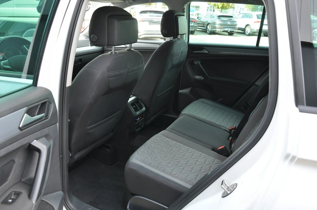 Volkswagen Tiguan - Zdjęcie 19