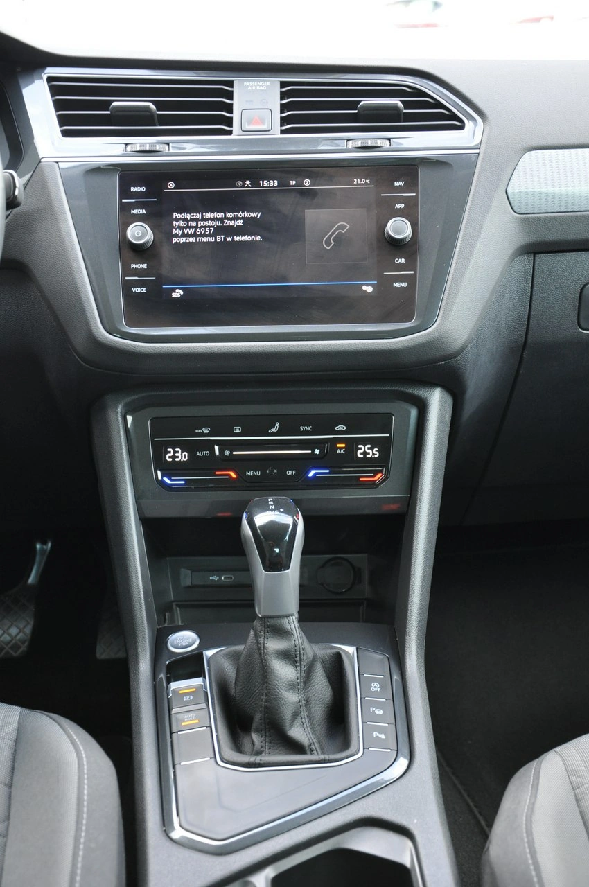 Volkswagen Tiguan - Zdjęcie 22