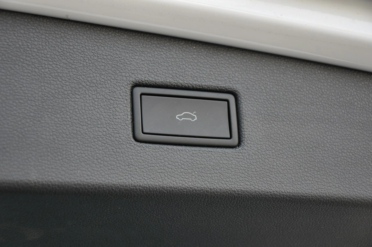 Volkswagen Tiguan - Zdjęcie 24