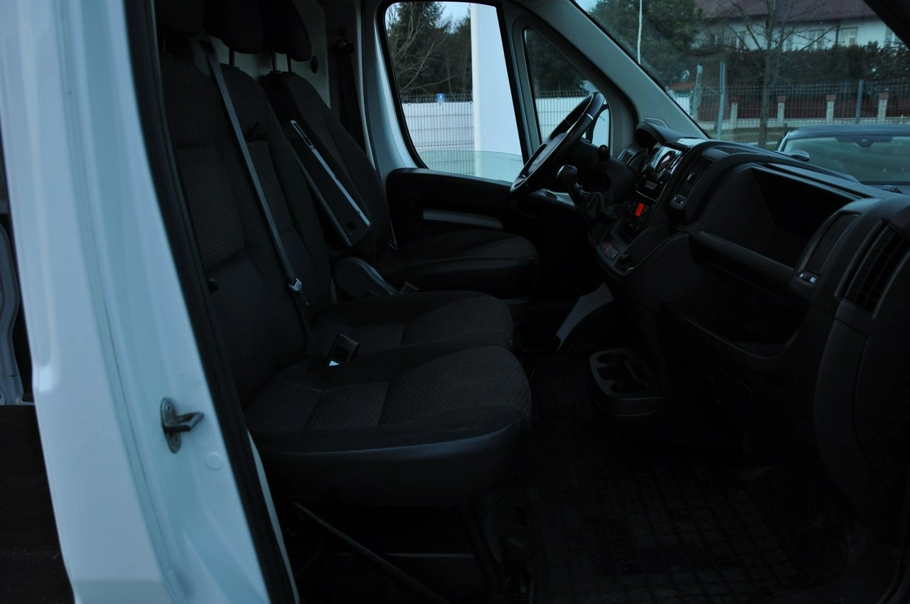 Peugeot Boxer - Zdjęcie 21