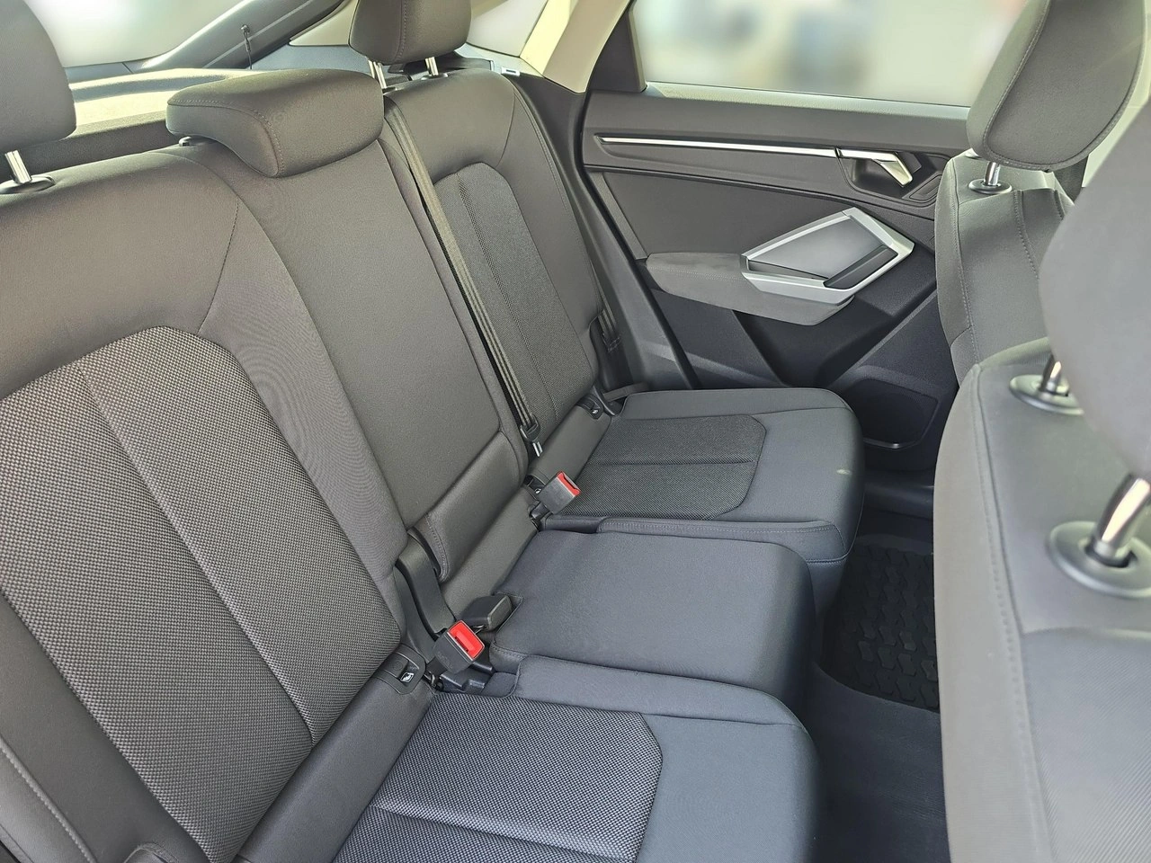 Audi Q3 - Zdjęcie 10