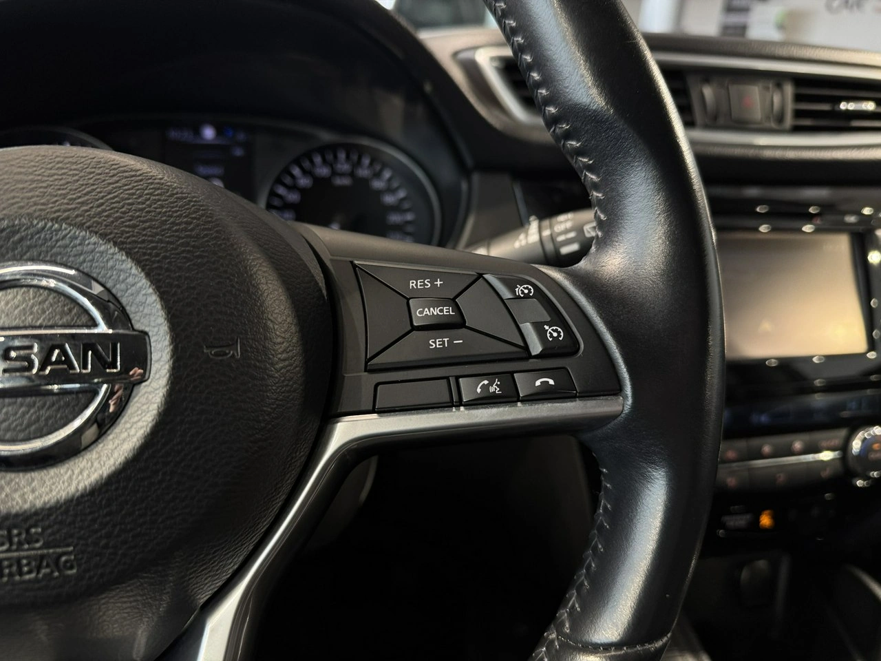 Nissan Qashqai - Zdjęcie 20