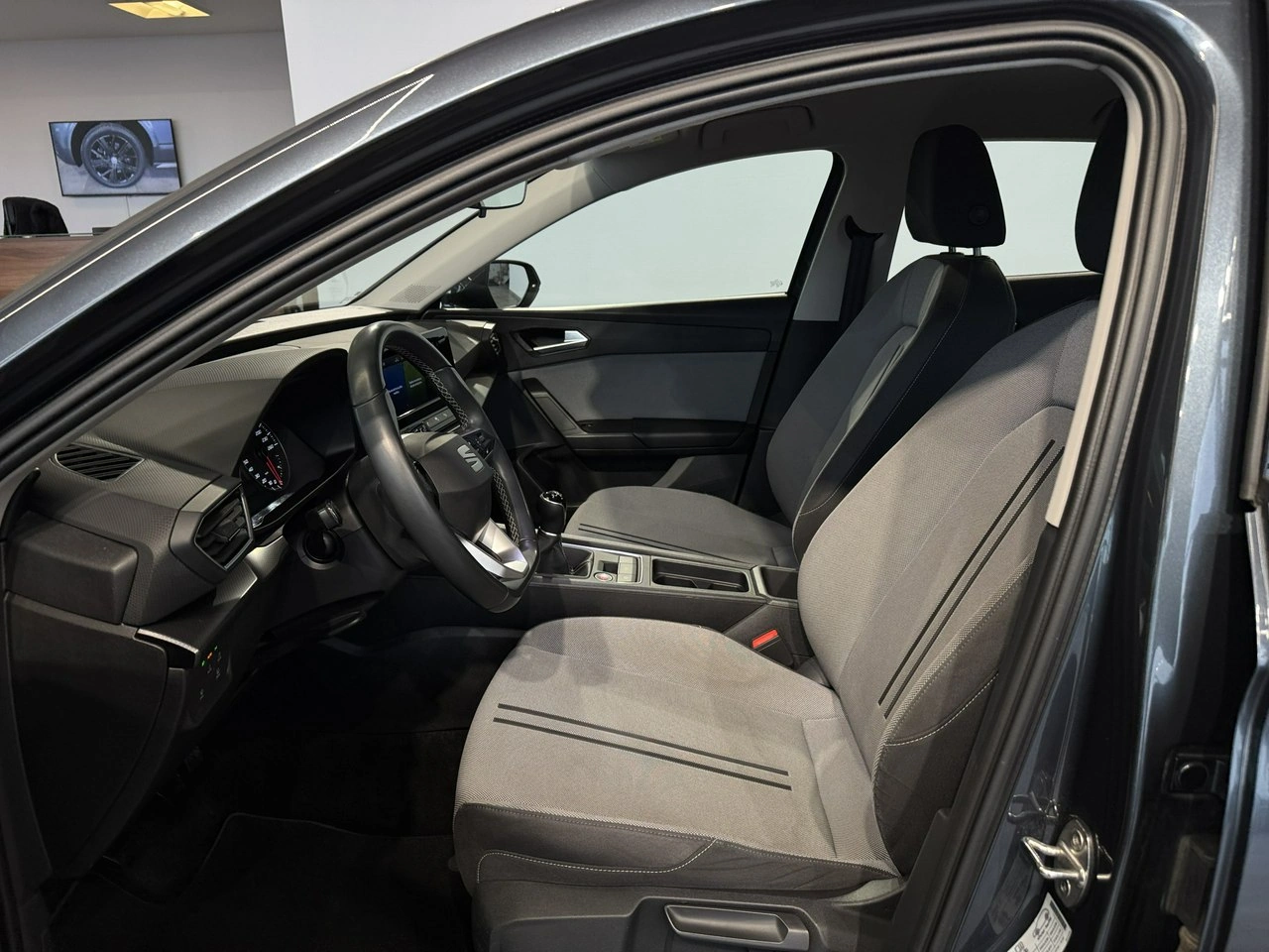 Seat Leon - Zdjęcie 11