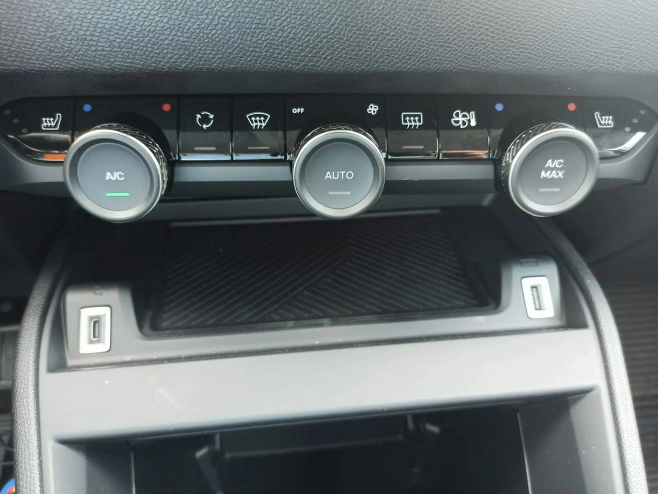 Citroën C4X - Zdjęcie 28