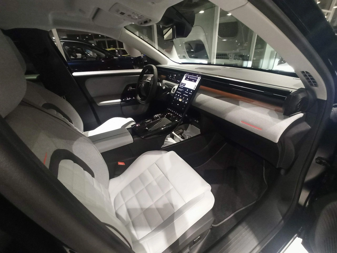 Citroën C5 Aircross - Zdjęcie 34