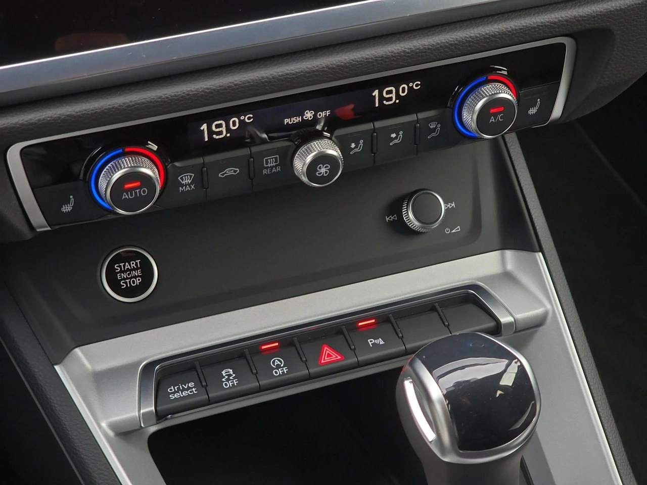 Audi Q3 - Zdjęcie 22