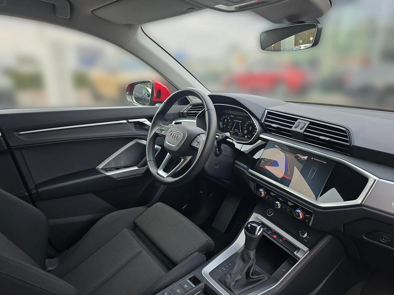 Audi Q3 - Zdjęcie 8