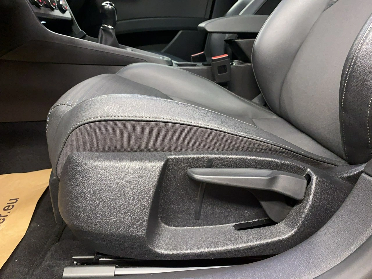 Seat Leon Sportstourer - Zdjęcie 13