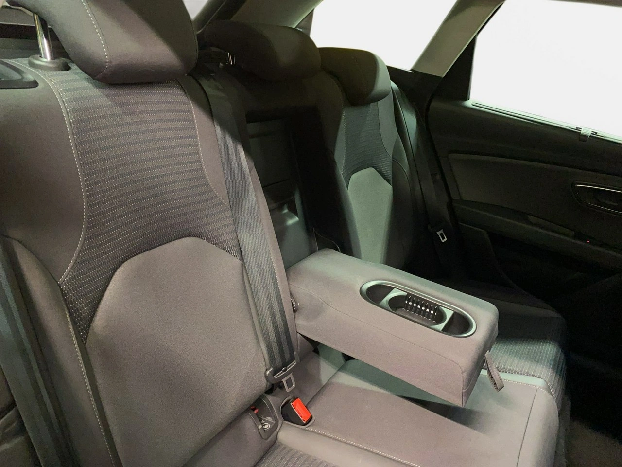 Seat Leon Sportstourer - Zdjęcie 16