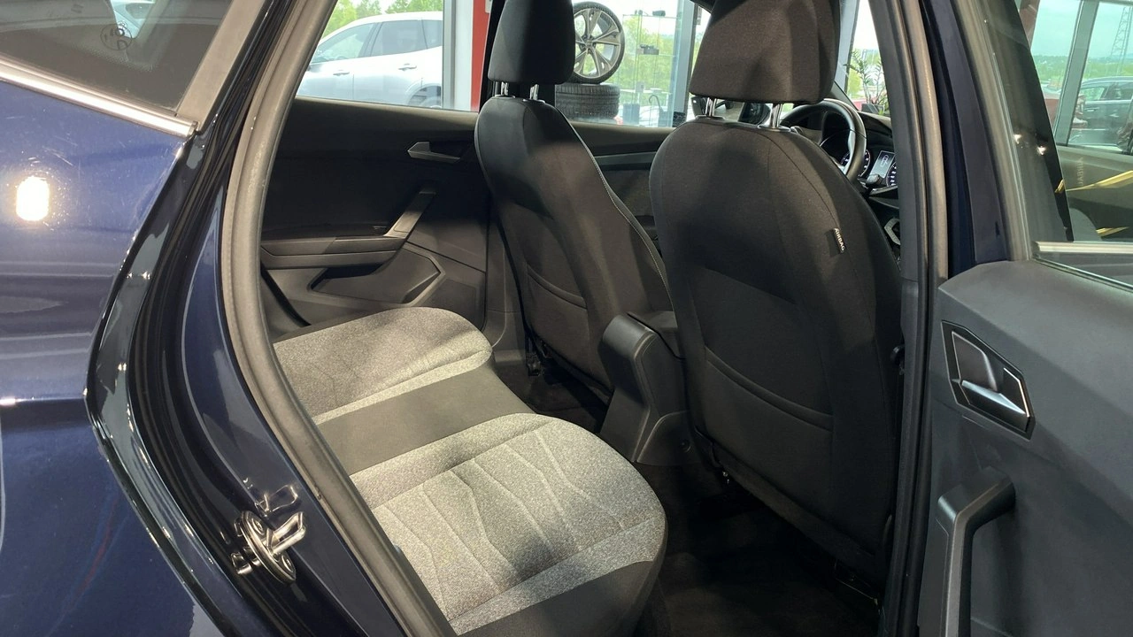 Seat Arona - Zdjęcie 7