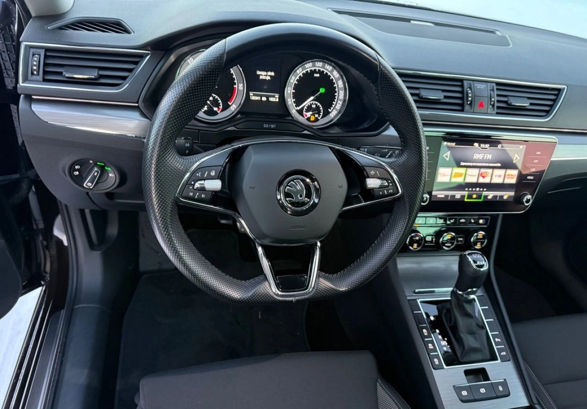 Skoda Superb - Zdjęcie 13