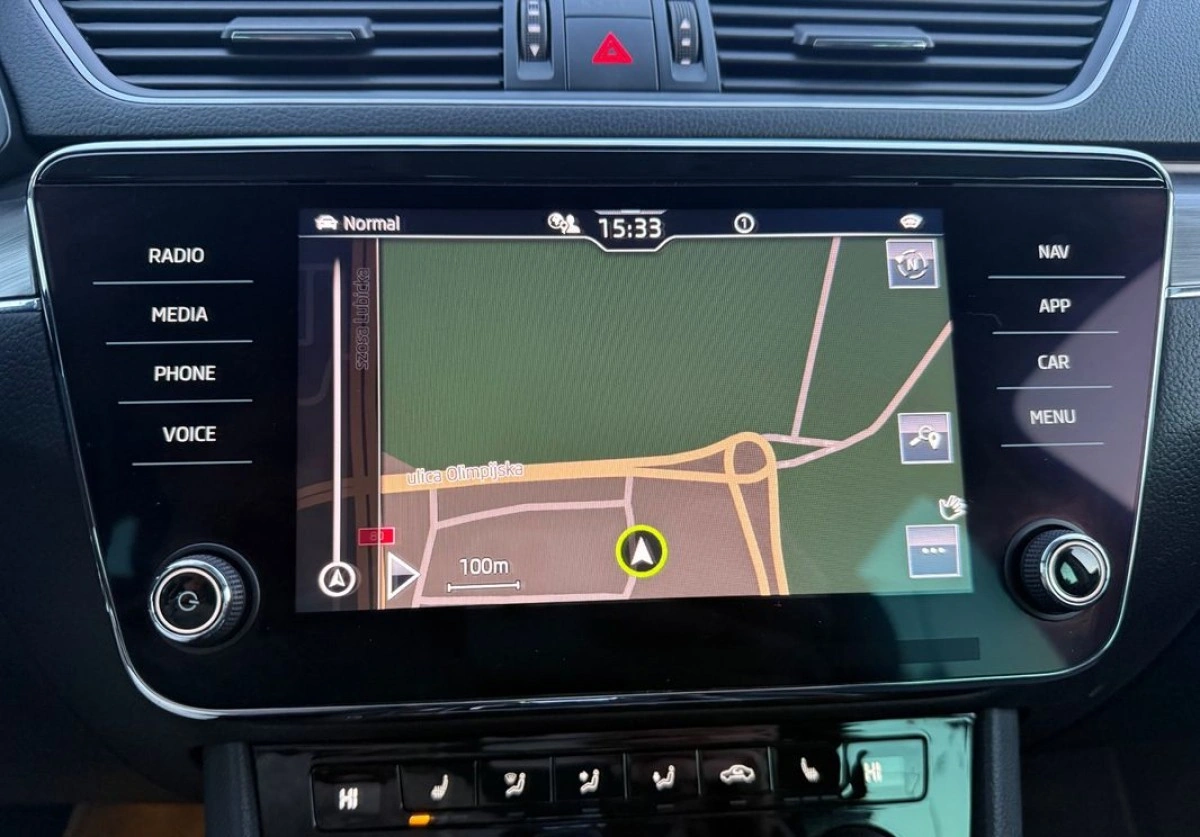 Skoda Superb - Zdjęcie 24