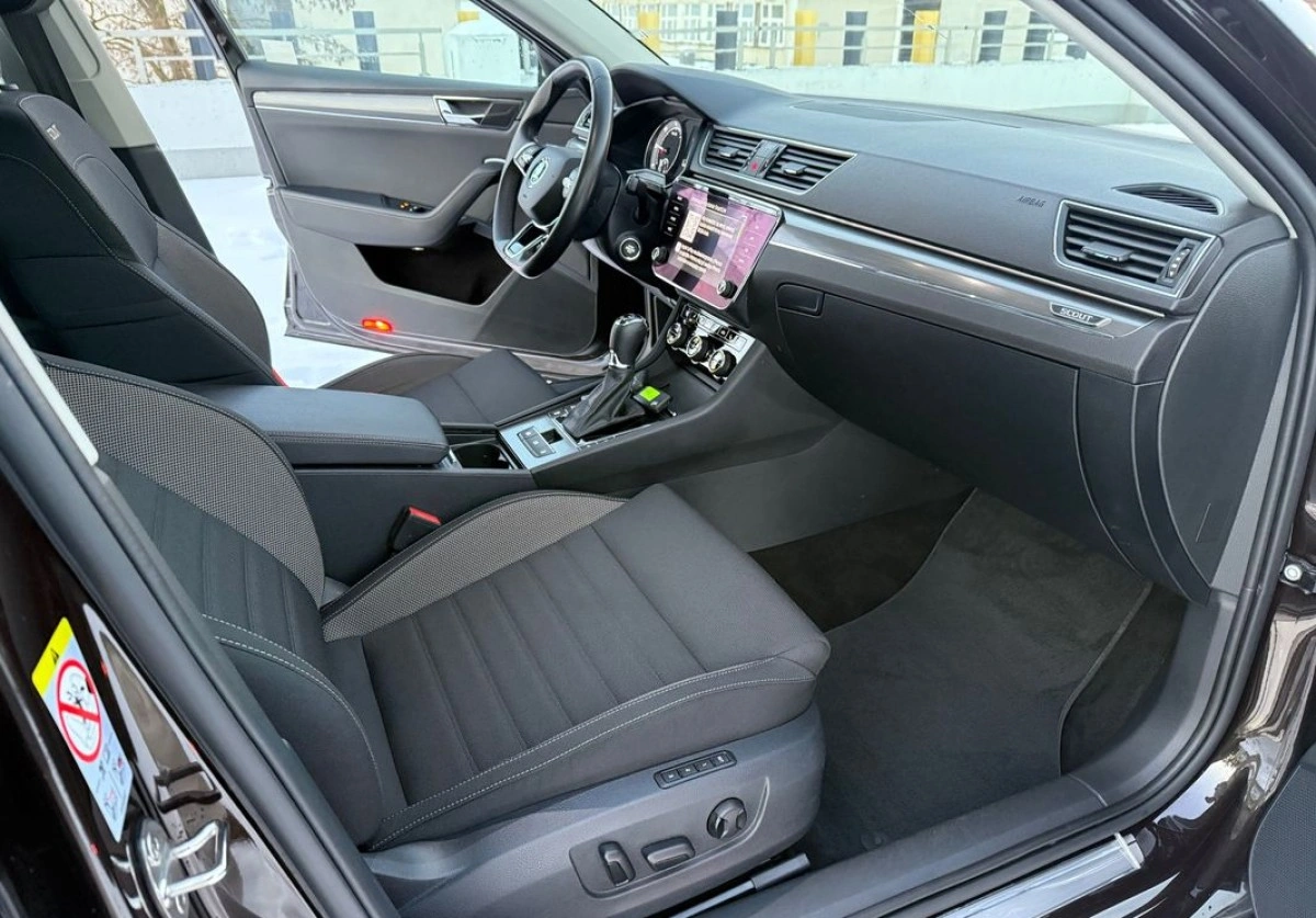 Skoda Superb - Zdjęcie 32