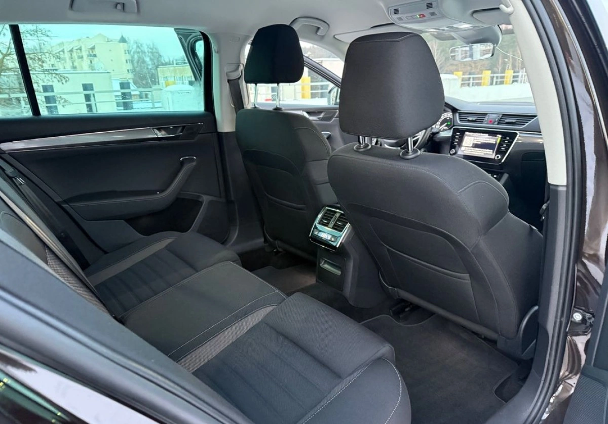 Skoda Superb - Zdjęcie 33