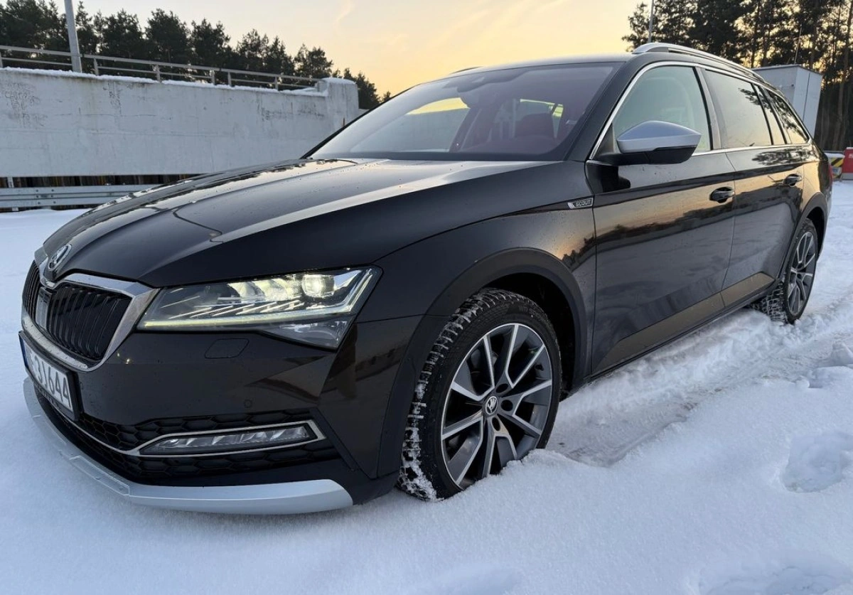 Skoda Superb - Główne zdjęcie