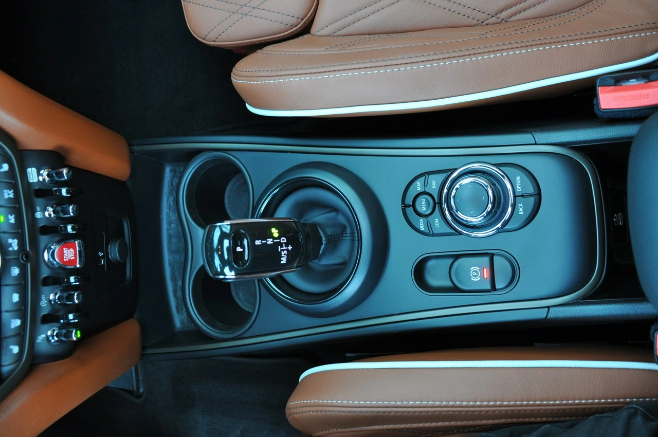 MINI John Cooper Works - Zdjęcie 24