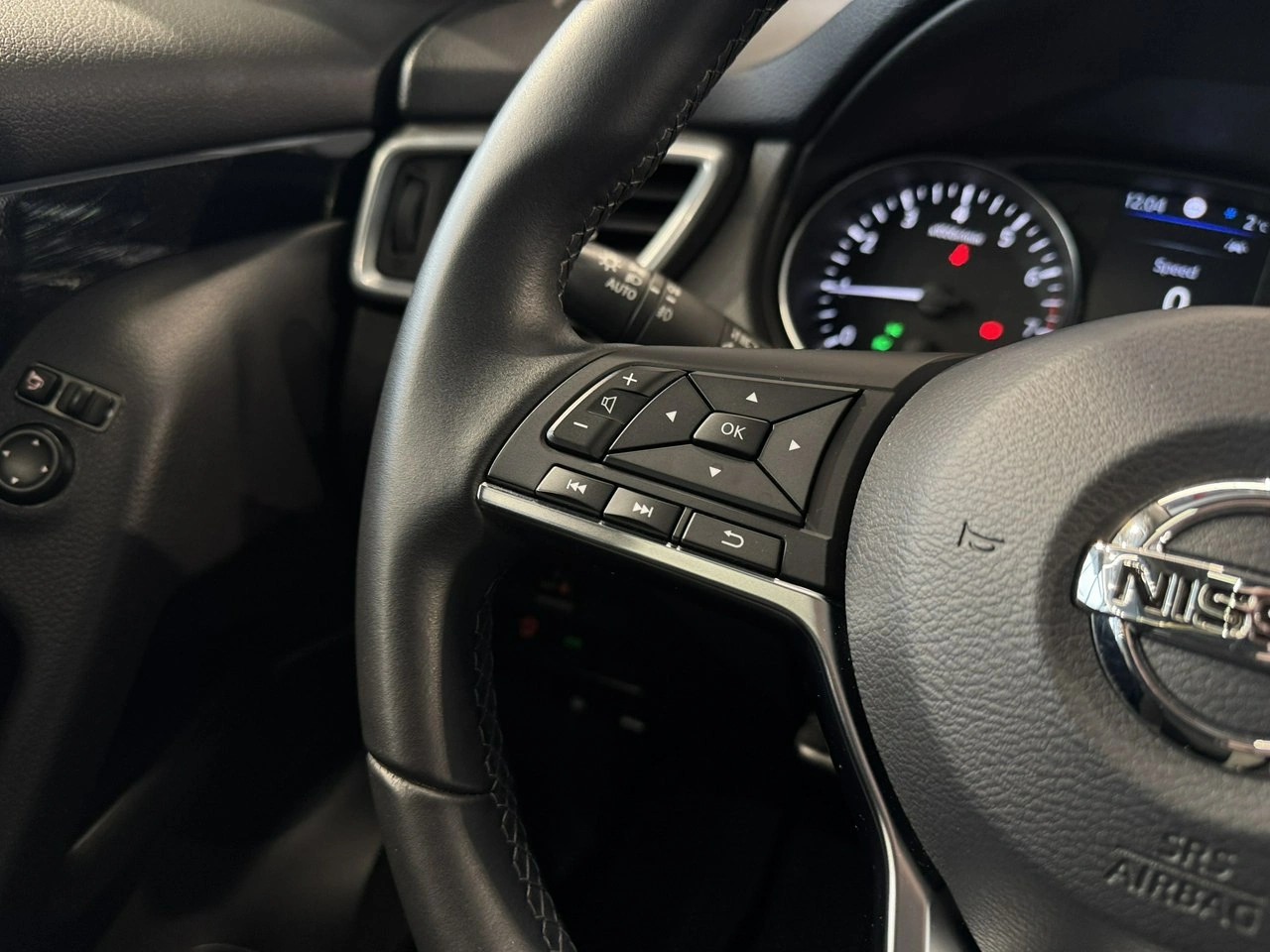 Nissan Qashqai - Zdjęcie 22