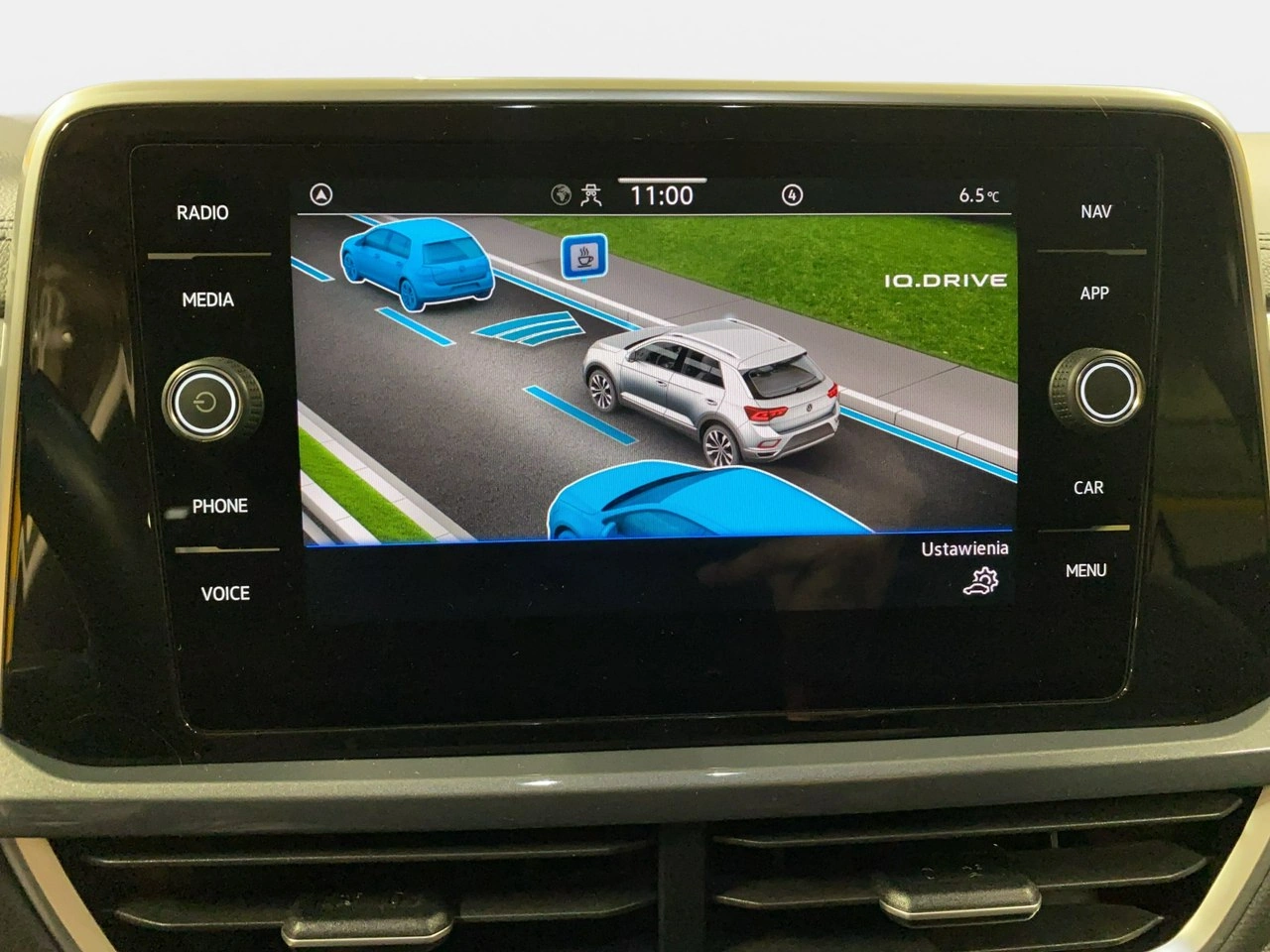 Volkswagen T-Roc - Zdjęcie 24