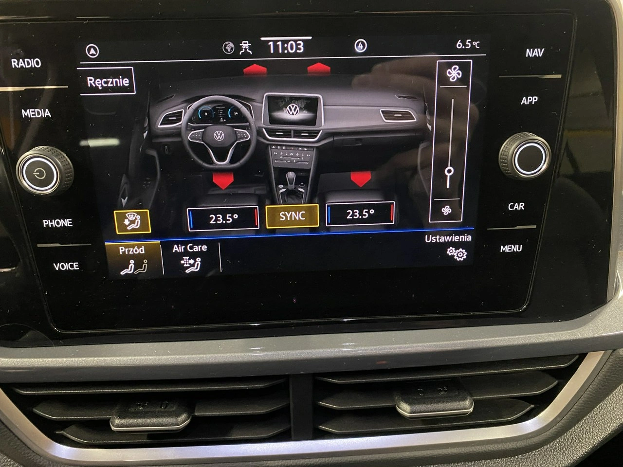 Volkswagen T-Roc - Zdjęcie 27