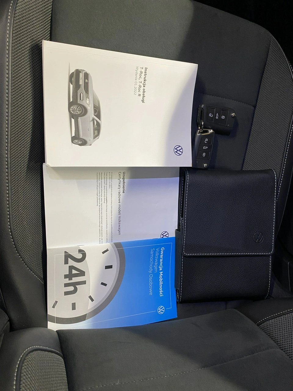 Volkswagen T-Roc - Zdjęcie 37