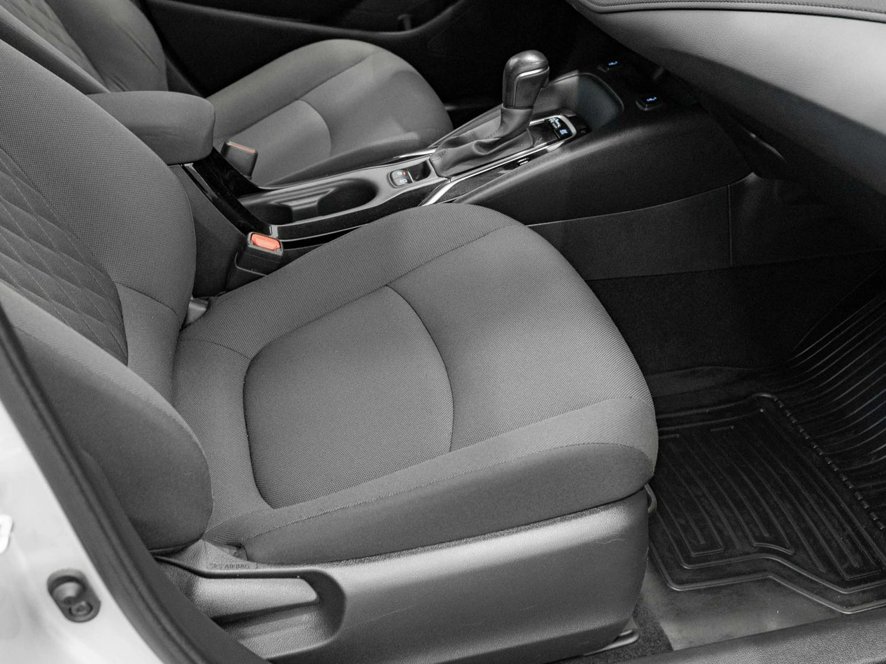 Toyota Corolla - Zdjęcie 27