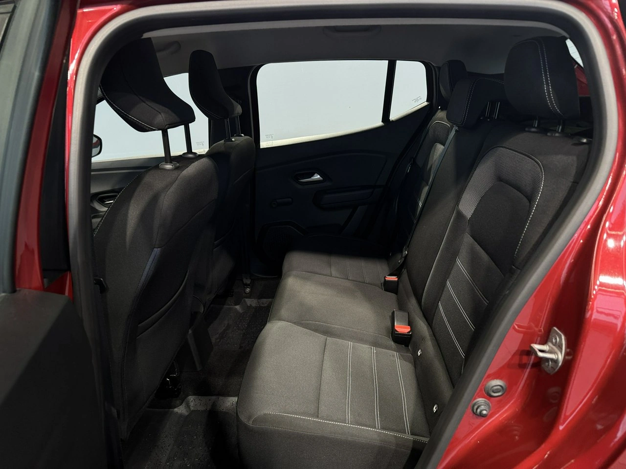 Dacia Sandero - Zdjęcie 12