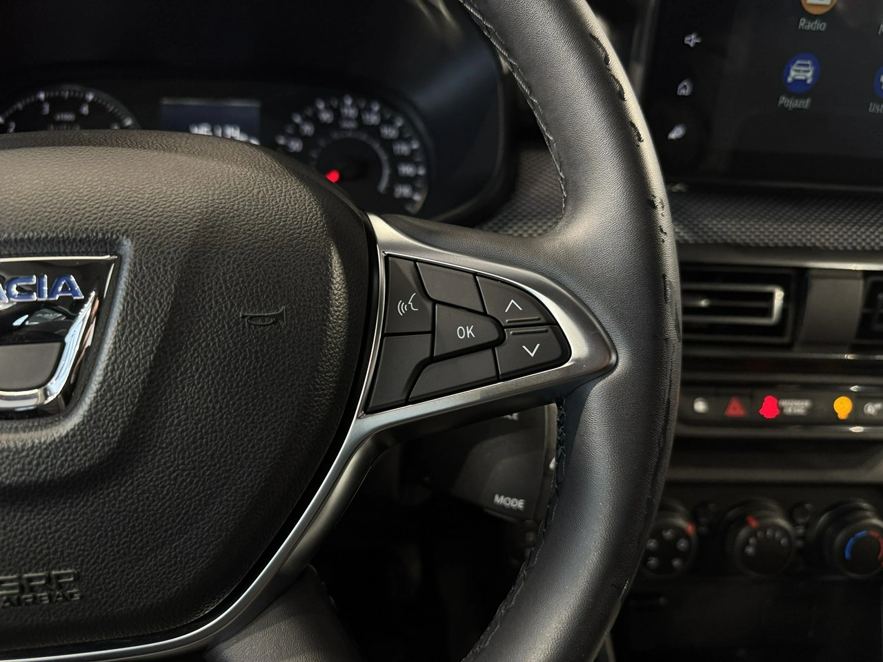 Dacia Sandero - Zdjęcie 18