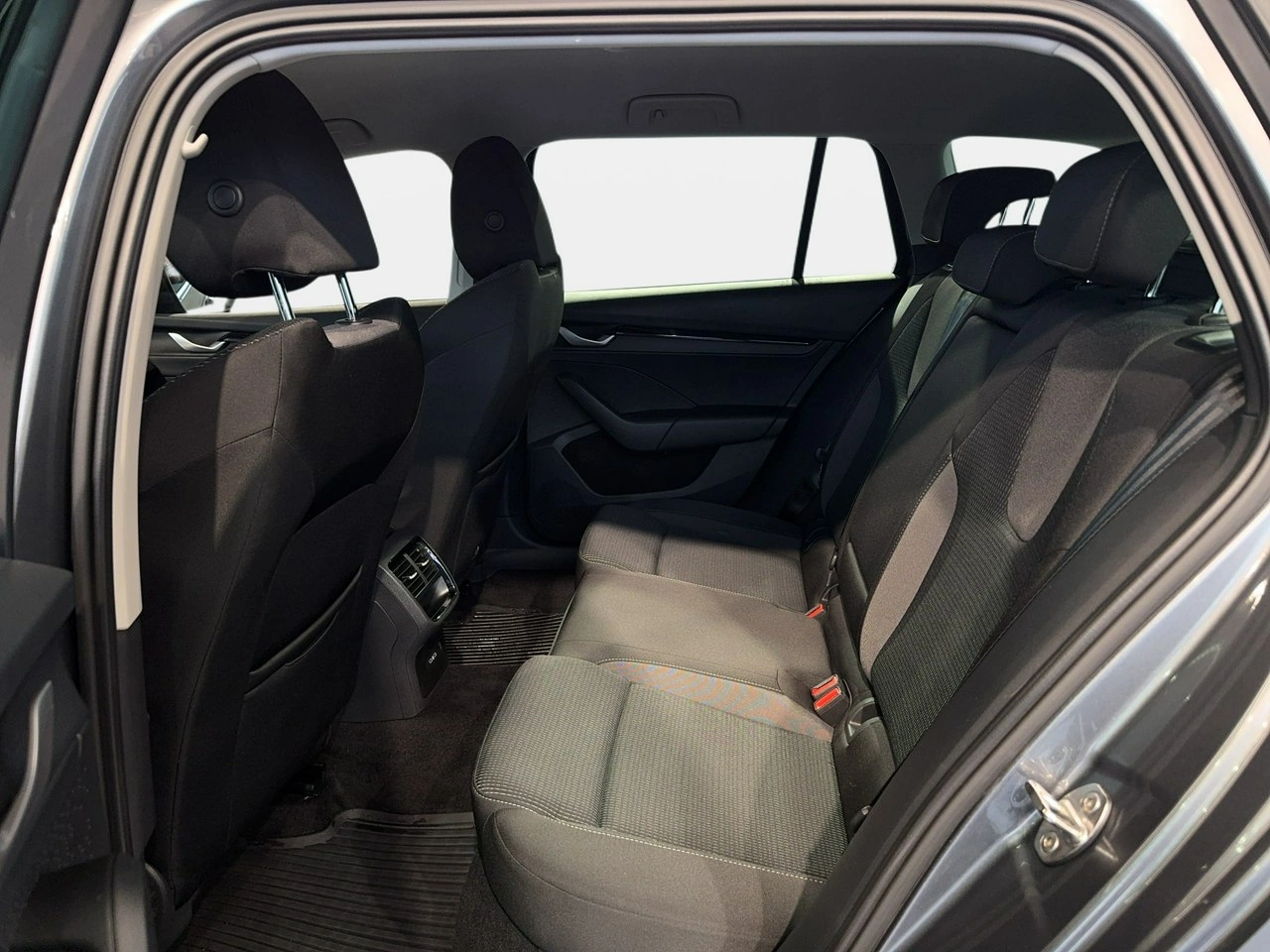 Skoda Octavia - Zdjęcie 12