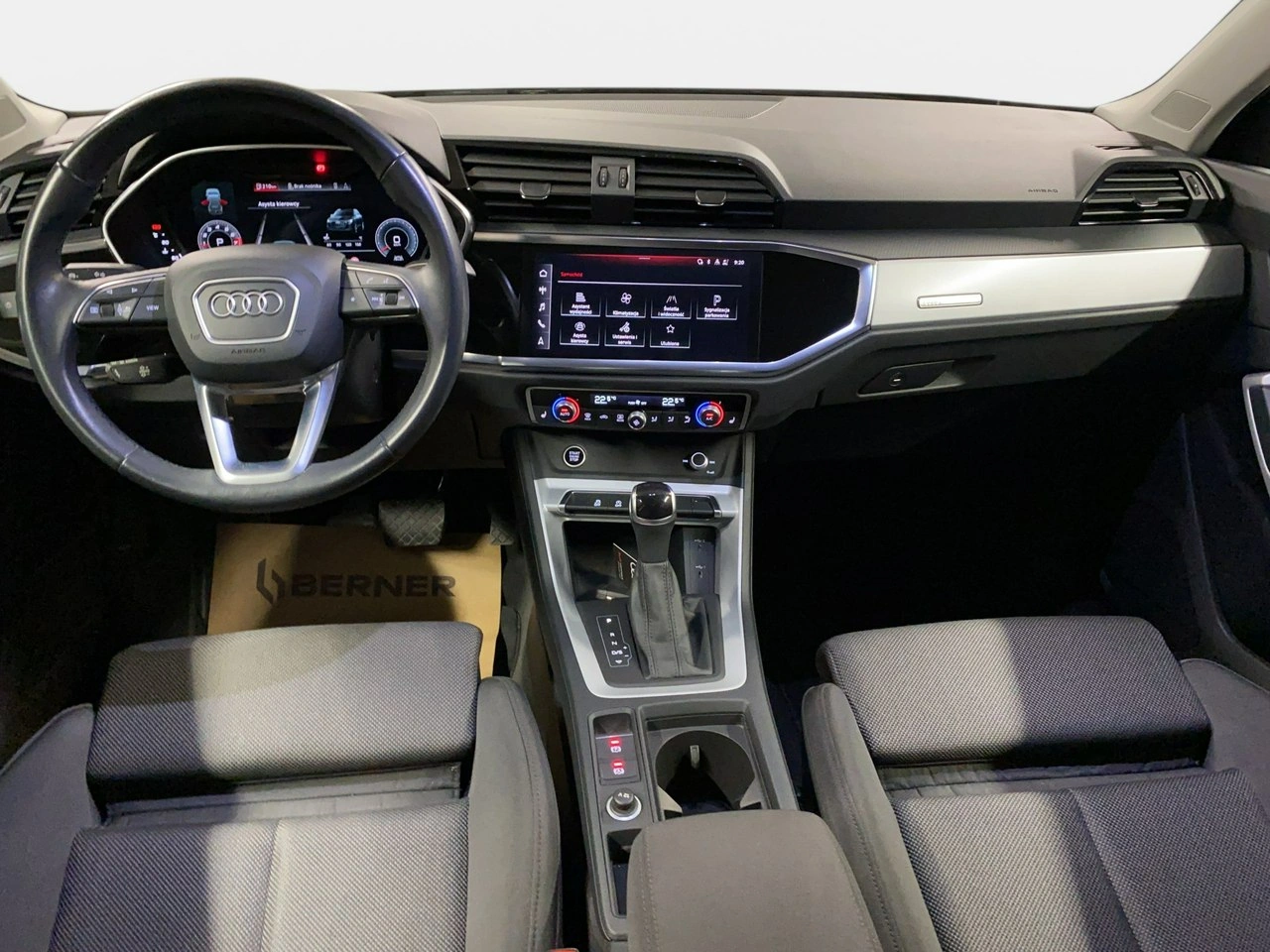 Audi Q3 - Zdjęcie 17