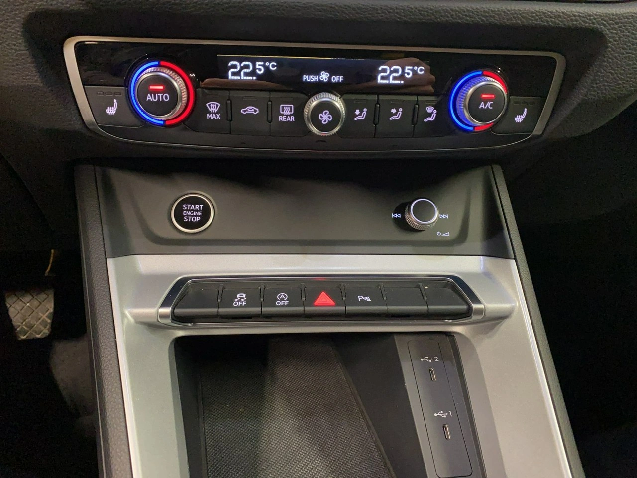 Audi Q3 - Zdjęcie 24