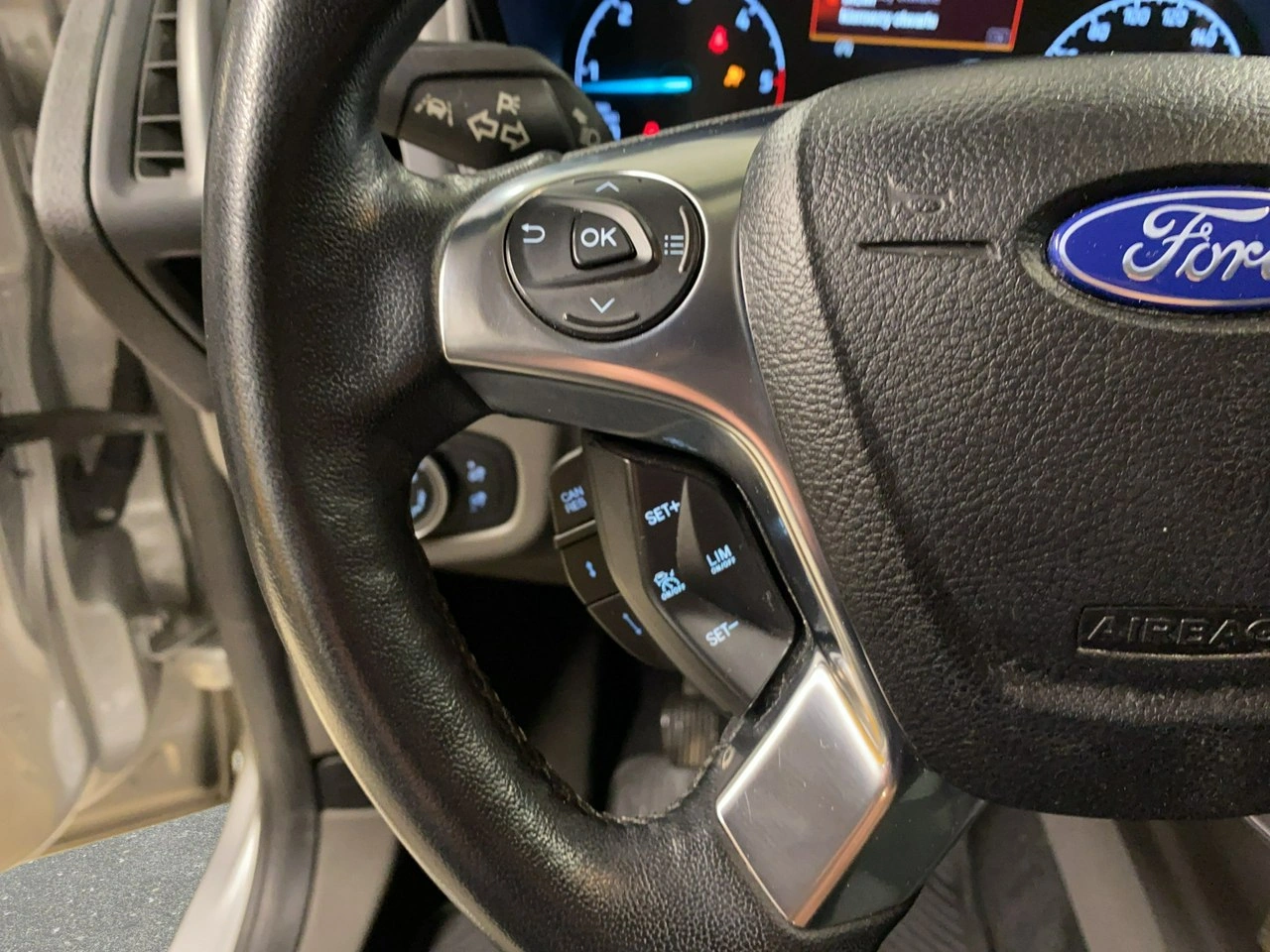 Ford Transit Connect - Zdjęcie 21